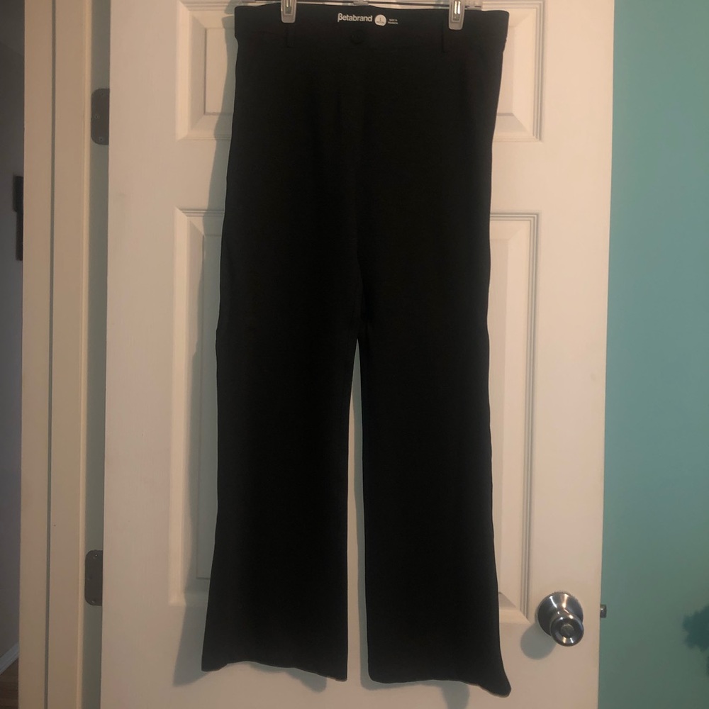 Charcoal grey yoga dress pants. Pull on. Beyond. Perfect for work place.